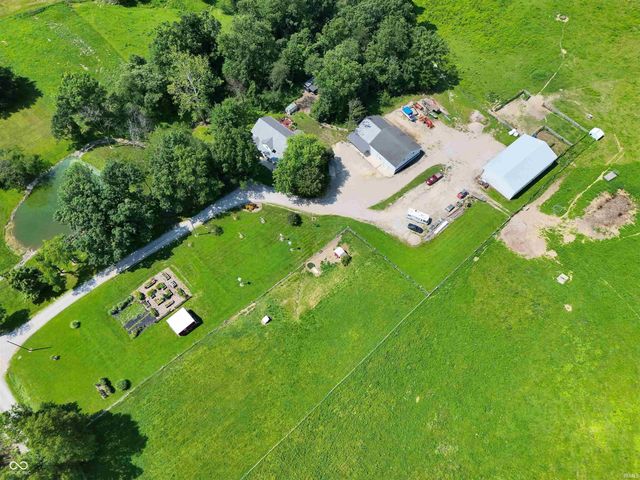 7403 Griffith Road, Worthington, IN 47471