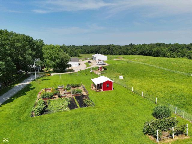 7403 Griffith Road, Worthington, IN 47471