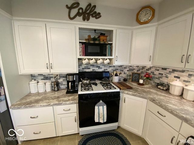 7403 Griffith Road, Worthington, IN 47471