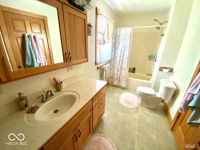 7403 Griffith Road, Worthington, IN 47471