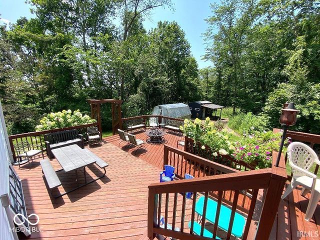 7403 Griffith Road, Worthington, IN 47471