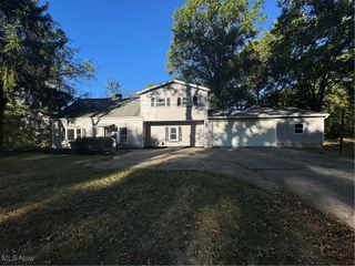 4628 Middle Road, Liberty, OH 44505