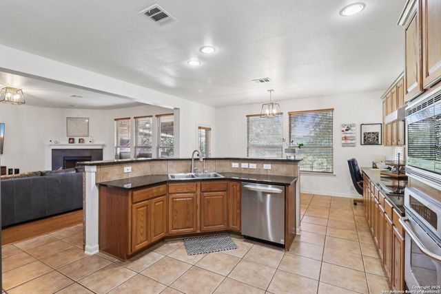 25218 Shinnecock Trail, San Antonio, TX 78260