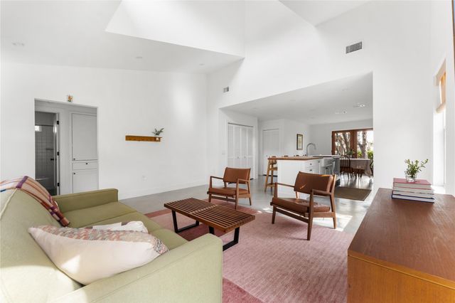 400 Delmar Ave, Austin, TX 78752