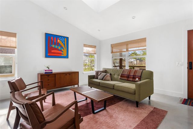 400 Delmar Ave, Austin, TX 78752