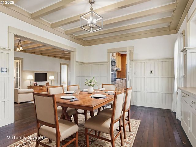 860 BEACH Dr, Seaside, OR 97138