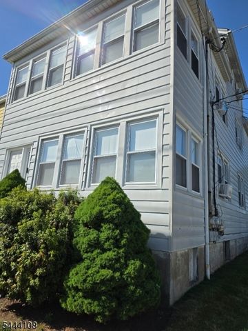 251 Speer Ave, Clifton City, NJ 07013