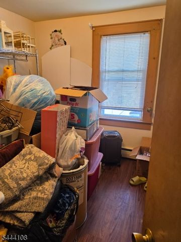 251 Speer Ave, Clifton City, NJ 07013