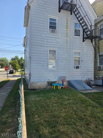 251 Speer Ave, Clifton City, NJ 07013
