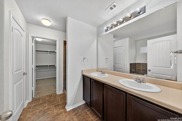 11717 Indian Landing, San Antonio, TX 78245