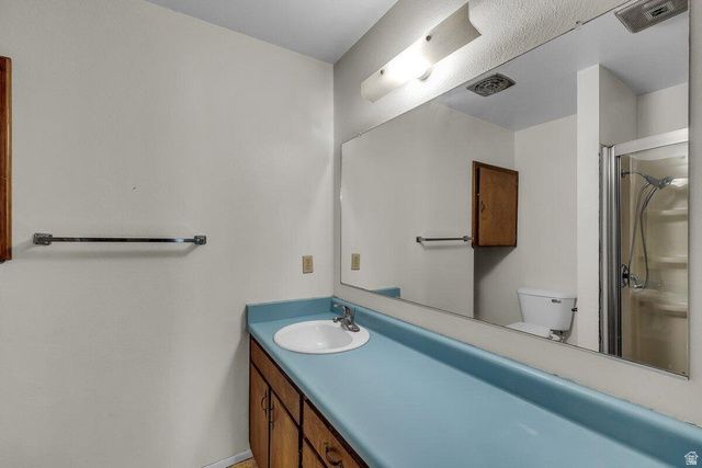 34 N 60 E, La Verkin, UT 84745