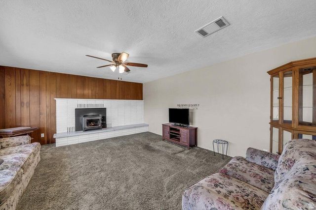 34 N 60 E, La Verkin, UT 84745