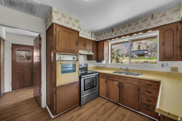 34 N 60 E, La Verkin, UT 84745