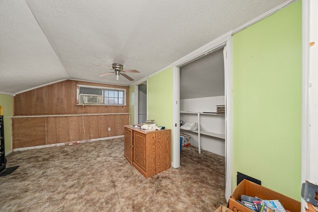 249 N Spring St, Sparta, TN 38583