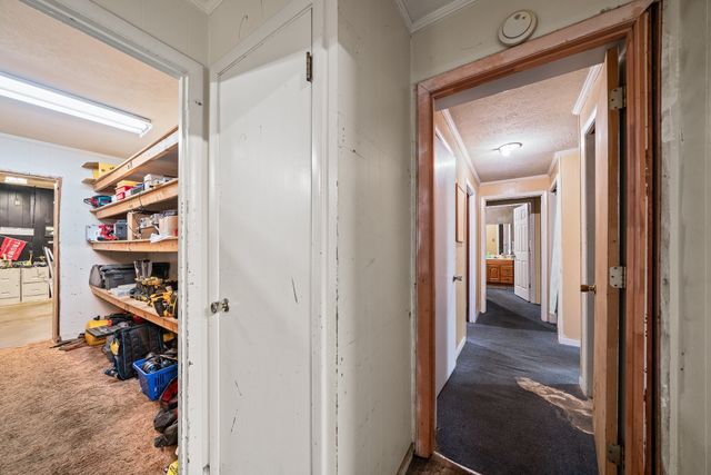 249 N Spring St, Sparta, TN 38583