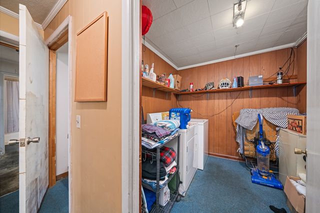 249 N Spring St, Sparta, TN 38583