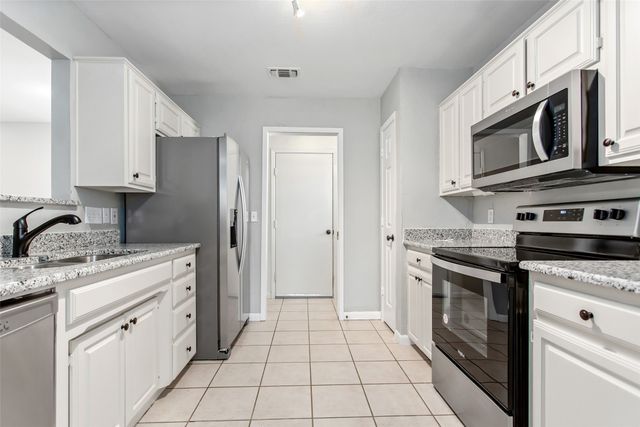 712 Billups Circle, Van Alstyne, TX 75495