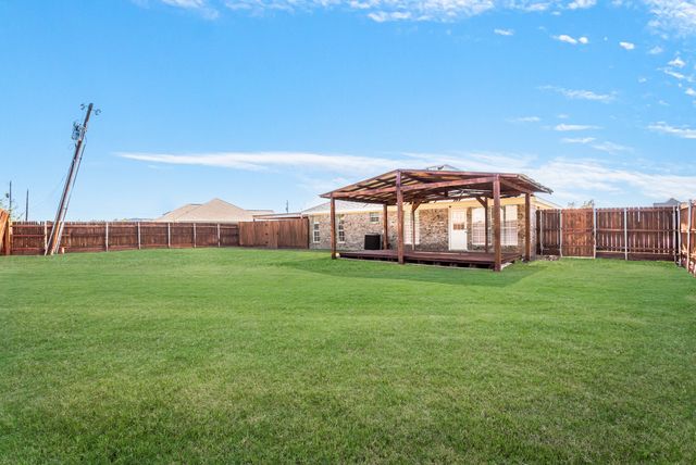 712 Billups Circle, Van Alstyne, TX 75495