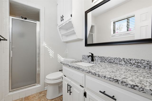 211 Opal Street, Hewitt, TX 76643