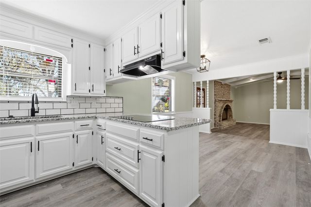 211 Opal Street, Hewitt, TX 76643