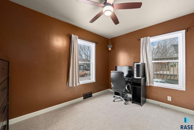 614 S Euclid Ave Avenue, Sioux Falls, SD 57104