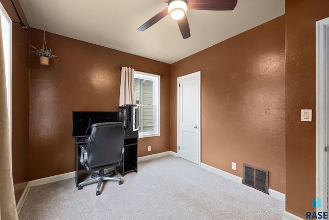 614 S Euclid Ave Avenue, Sioux Falls, SD 57104