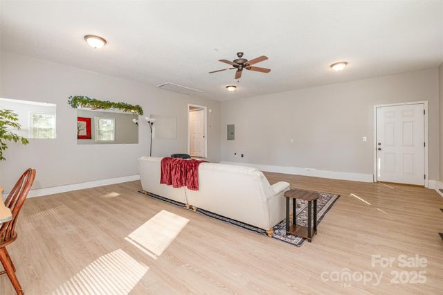 123 General Pemberton Street, Stanley, NC 28164