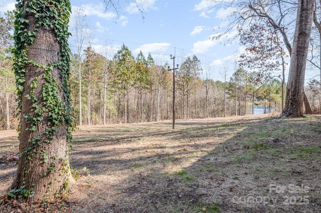 123 General Pemberton Street, Stanley, NC 28164