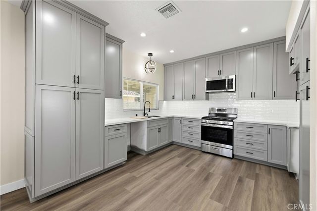 13974 Palomino Court, Victorville, CA 92394