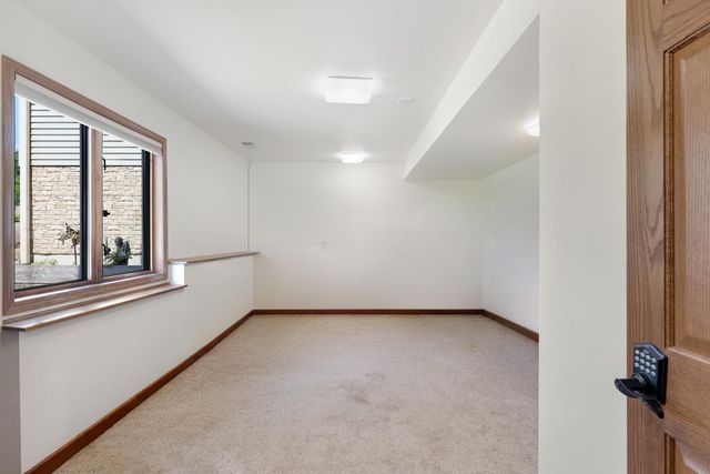 5875 Meadowlark Lane, Prior Lake, MN 55372