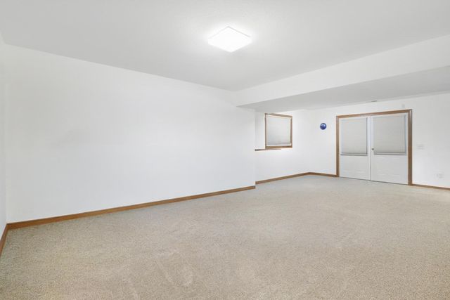 5875 Meadowlark Lane, Prior Lake, MN 55372