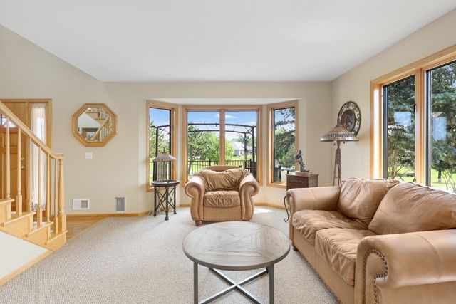 5875 Meadowlark Lane, Prior Lake, MN 55372