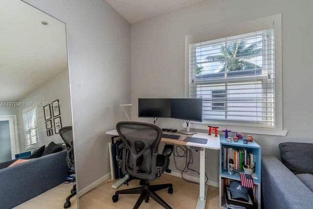 1061 Michigan Ave 4, Miami Beach, FL 33139