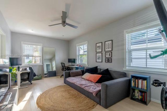 1061 Michigan Ave 4, Miami Beach, FL 33139