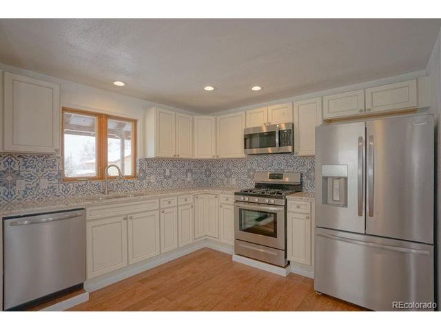 511 E Garland St, La Veta, CO 81055