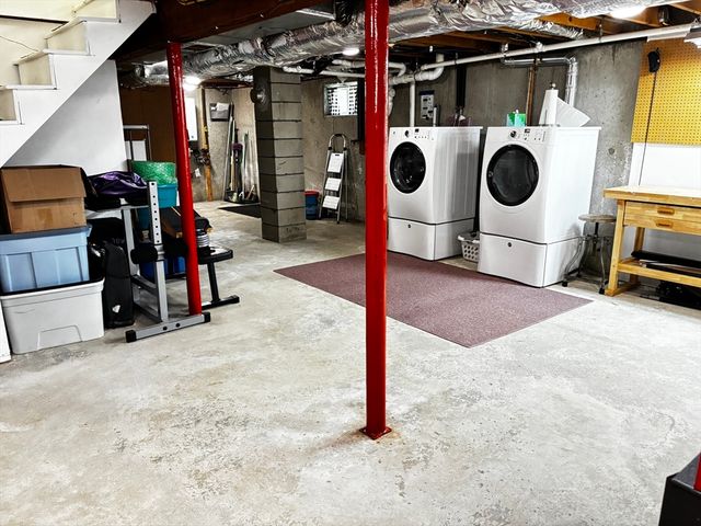 67 Gorwin Dr, Hanson, MA 02341