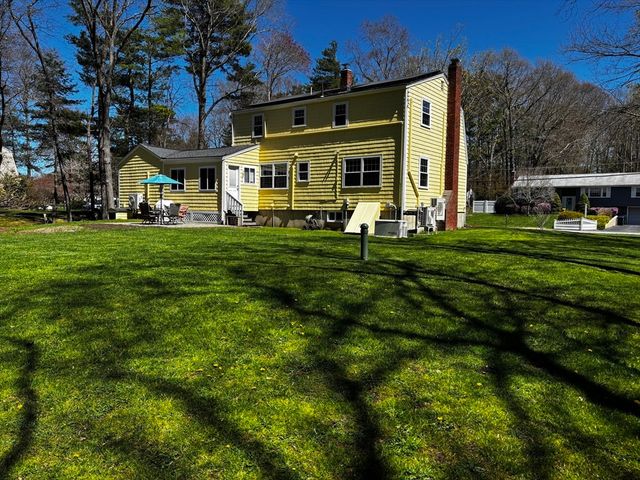 67 Gorwin Dr, Hanson, MA 02341