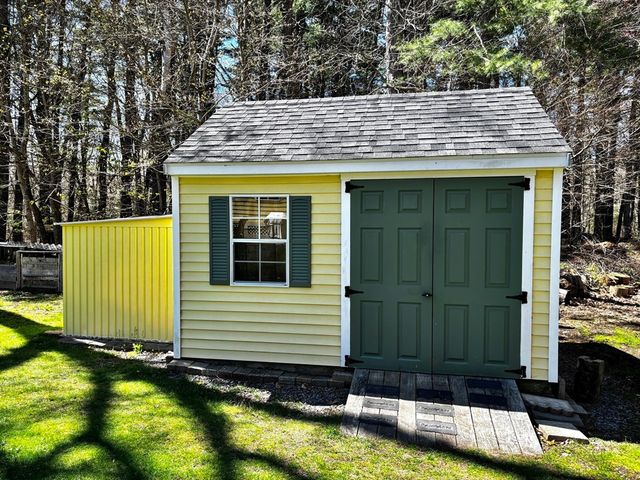 67 Gorwin Dr, Hanson, MA 02341