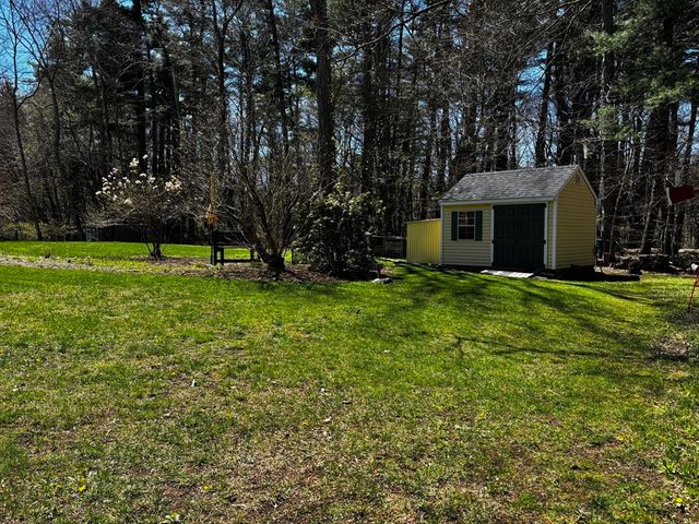 67 Gorwin Dr, Hanson, MA 02341