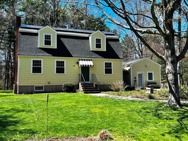 67 Gorwin Dr, Hanson, MA 02341