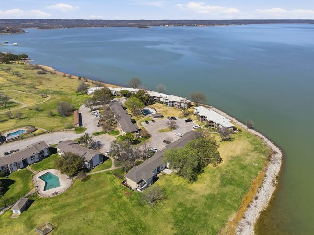 108 Harbor Drive 102, Runaway Bay, TX 76426