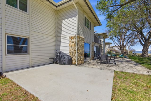 108 Harbor Drive 102, Runaway Bay, TX 76426