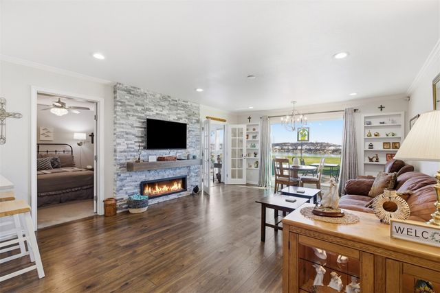 108 Harbor Drive 102, Runaway Bay, TX 76426