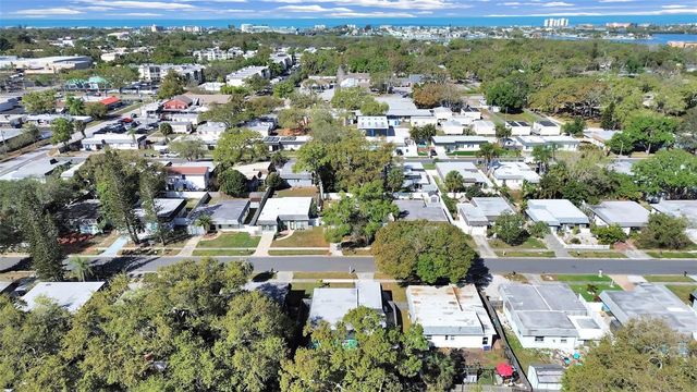 12255 MALLORY DRIVE, Largo, FL 33774