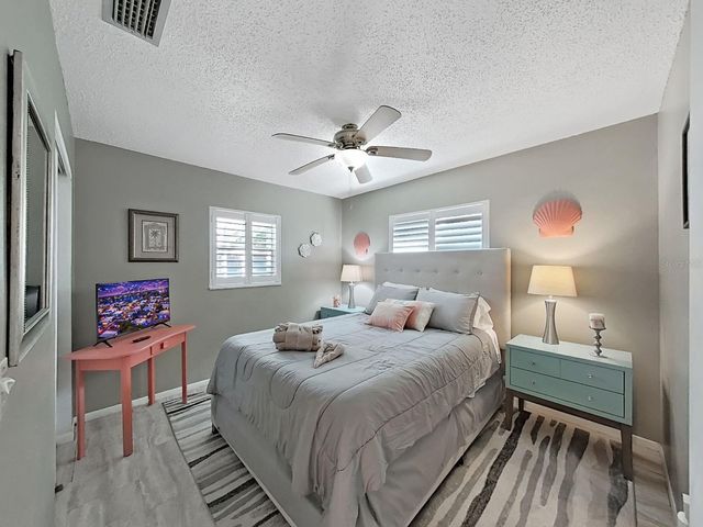 12255 MALLORY DRIVE, Largo, FL 33774