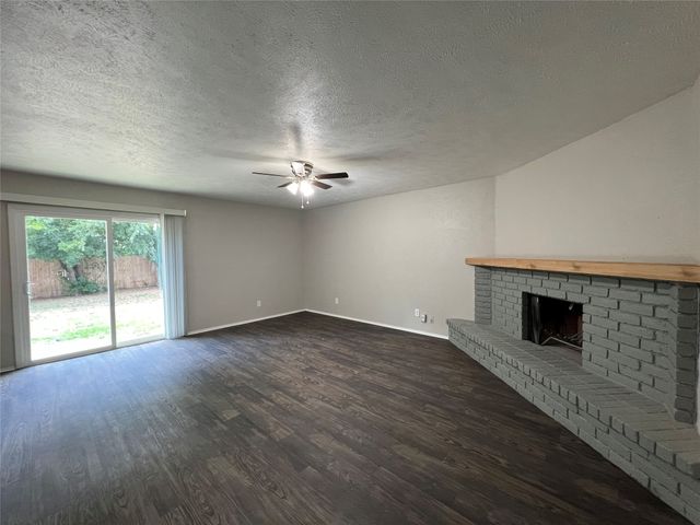5809 Deerfoot Trail, Fort Worth, TX 76131