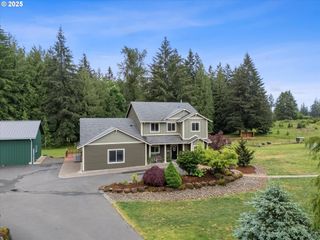 18525 S SOMEWHERE Ln, Mulino, OR 97042