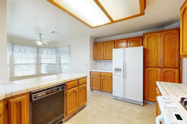 1686 Rebecca Dr, Yuba City, CA 95993