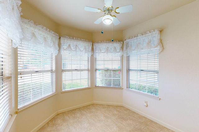 1686 Rebecca Dr, Yuba City, CA 95993