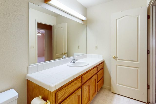 1686 Rebecca Dr, Yuba City, CA 95993